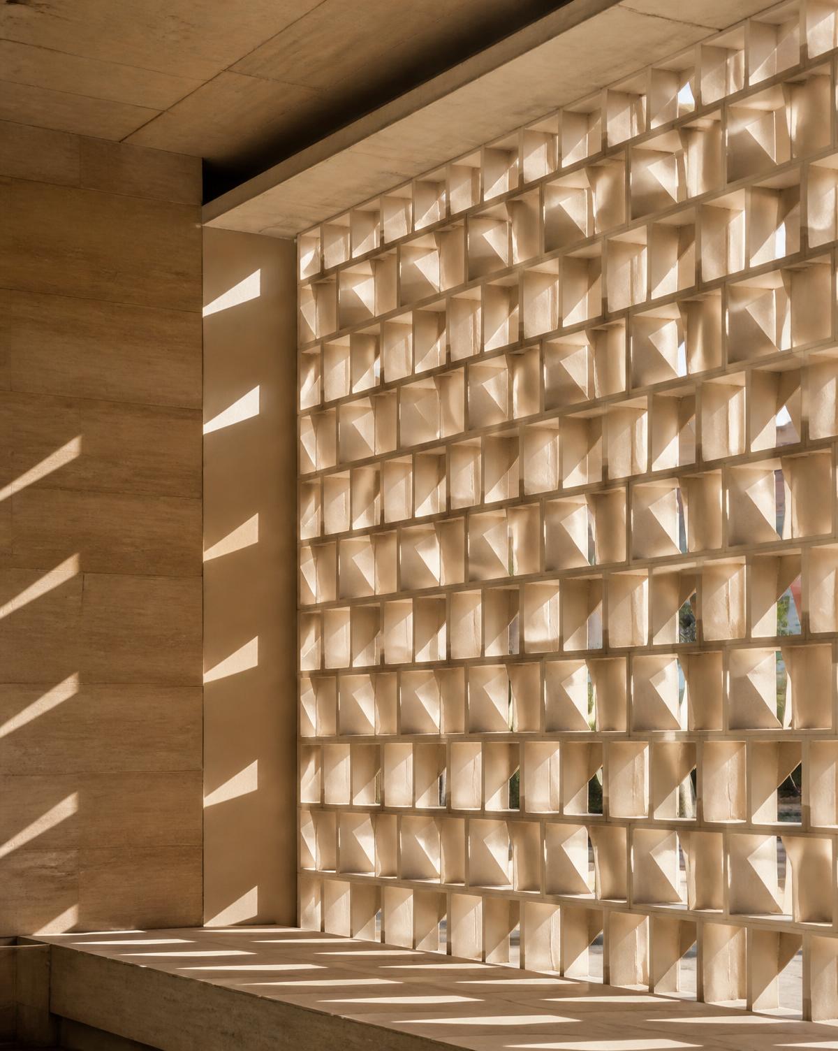 Brise-soleil shading system on a contemporary facade